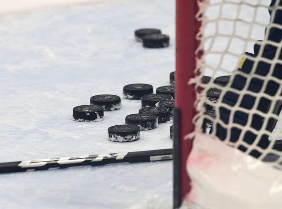 NHL Playoffs News: Islanders Land Flyers, Stars’ Big Comeback Against Avalanche