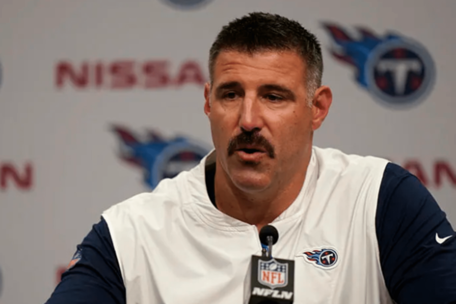 Titans Head Coach Mike Vrabel Breaks Down After The Game As He Discusses Why His Team Embraced Center Ben Jones