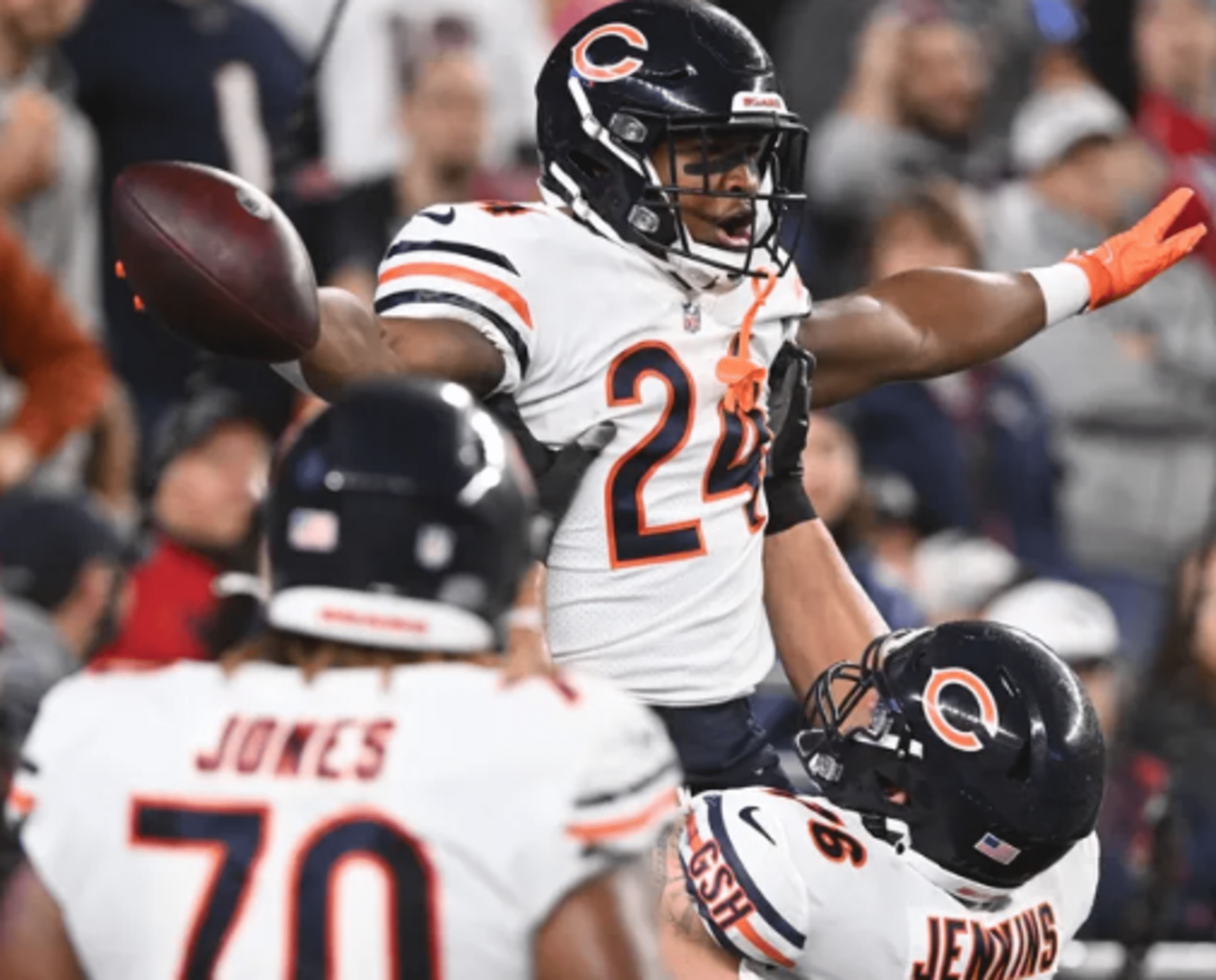 Chicago Bears defensive end Al-Quadin Muhammad (55) defends against the New  York Giants during an NFL football game Sunday, Oct. 2, 2022, in East  Rutherford, N.J. (AP Photo/Adam Hunger Stock Photo - Alamy